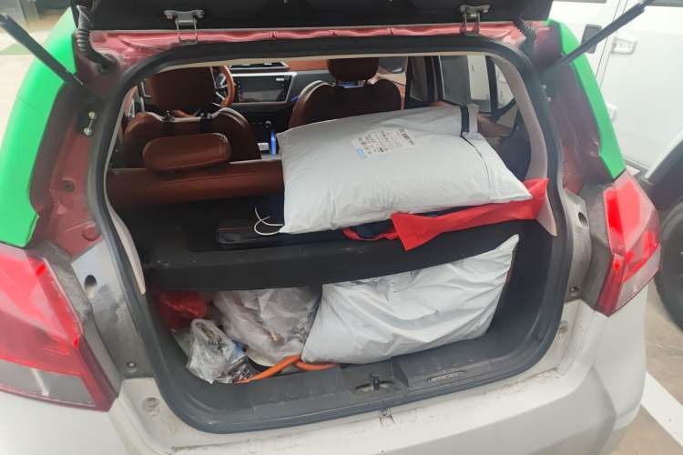 Used Zotye Cloud 100 2018 Cloud 100PLUS Smart Edition Trunk