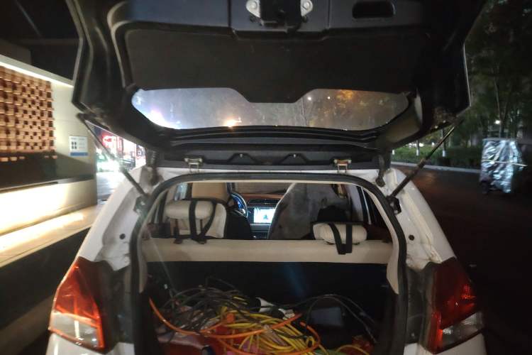 Used Zotye Cloud 100 2018 Cloud 100PLUS Smart Model Trunk