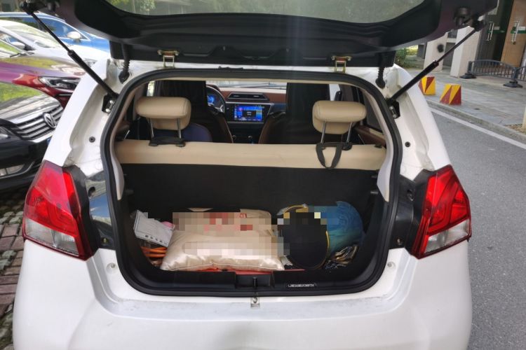 Used Zotye Cloud 100 2018 Cloud 100PLUS Smart Model Trunk