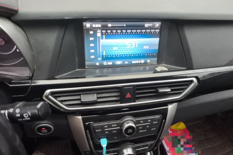 Used Zotye Domy X5 2015 1.5T CVT Landlord Model China IV Standard Audio And AC Panel