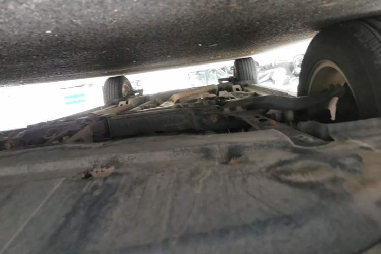 Used Zotye Domy X5 2015 1.5T CVT ZhiXian Model China IV Standard Chassis Front