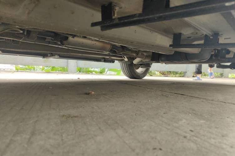 Used Zotye Domy X5 2015 1.5T CVT ZhiXian Model China IV Standard Chassis Front Left