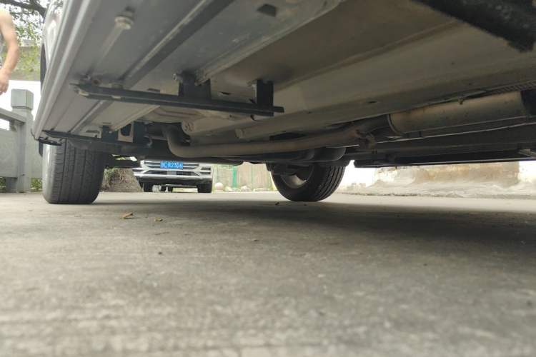 Used Zotye Domy X5 2015 1.5T CVT ZhiXian Model China IV Standard Chassis Front Right