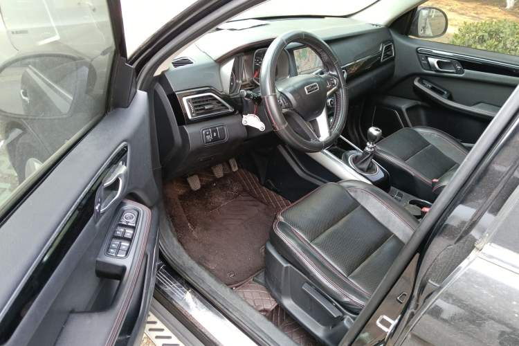 Used Zotye Domy X5 2015 1.5T Manual Luxury Model China V Standard Driver Seat