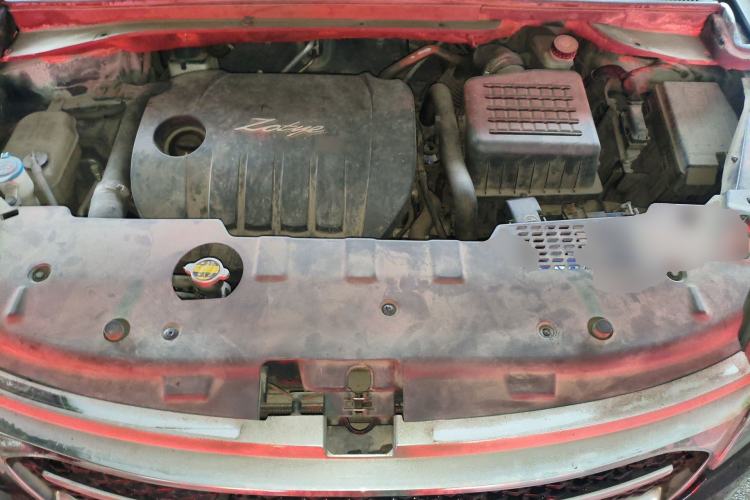 Used Zotye Domy X5 2015 1.5T Manual Luxury Model China V Standard Engine Bay