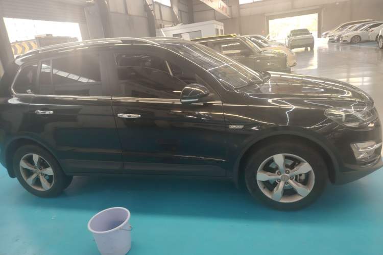Used Zotye Domy X5 2015 1.5T Manual Luxury Version China IV Standard Exterior 2
