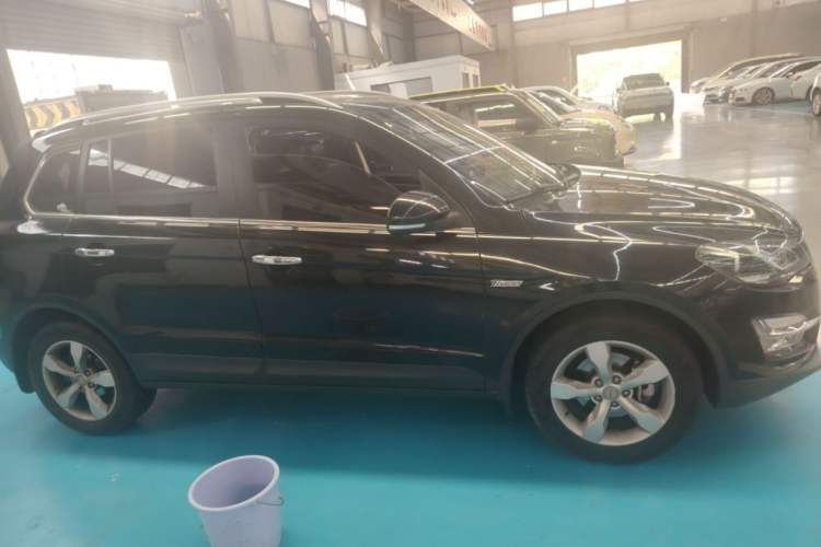 Used Zotye Domy X5 2015 1.5T Manual Luxury Version China IV Standard Exterior 2