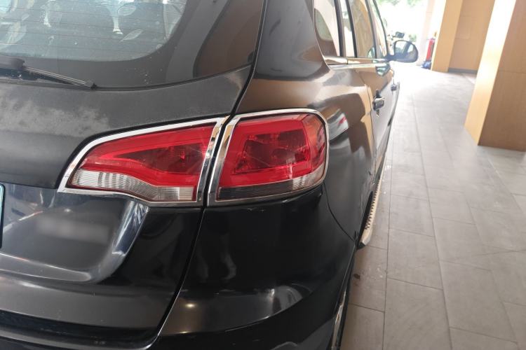 Used Zotye Domy X5 2015 1.5T Manual Luxury Model China V Standard Exterior 3