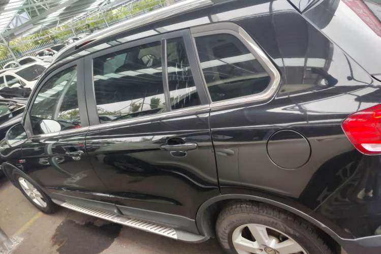 Used Zotye Domy X5 2015 1.5T Manual Luxury Model China V Standard Exterior 5