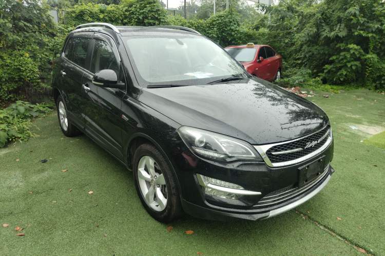 Used Zotye Domy X5 2015 1.5T Manual Supreme Model China IV Standard Front Right 45 Deg