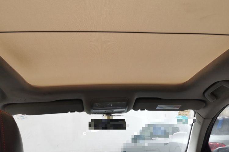 Used Zotye Domy X5 2015 1.5T CVT ZhiXian Model China IV Standard Headliner