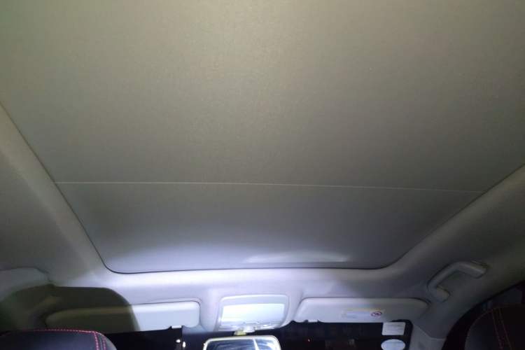 Used Zotye Domy X5 2015 1.5T CVT ZhiXian Model China IV Standard Headliner