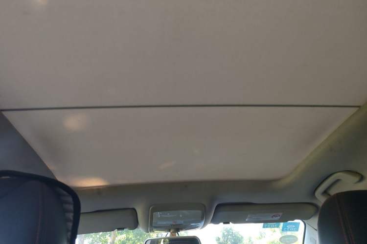Used Zotye Domy X5 2015 1.5T Manual Luxury Model China V Standard Headliner