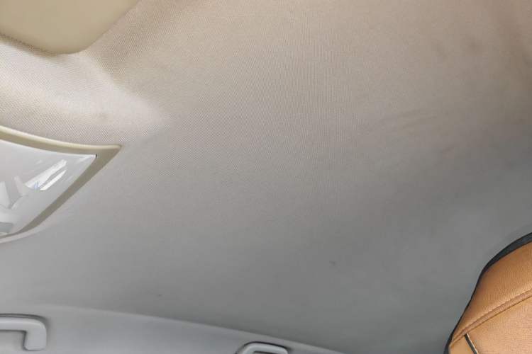 Used Zotye Domy X5 2015 1.5T Manual Luxury Model China V Standard Headliner