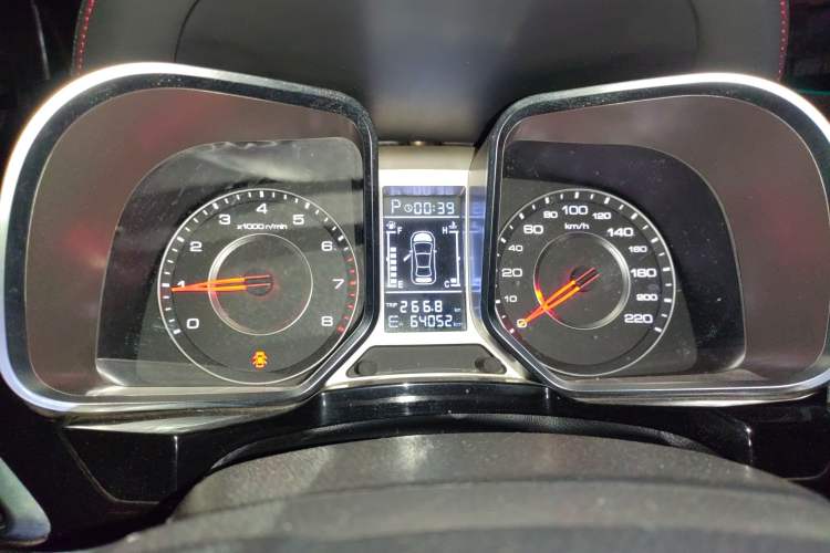Used Zotye Domy X5 2015 1.5T CVT ZhiXian Model China IV Standard Instrument Cluster