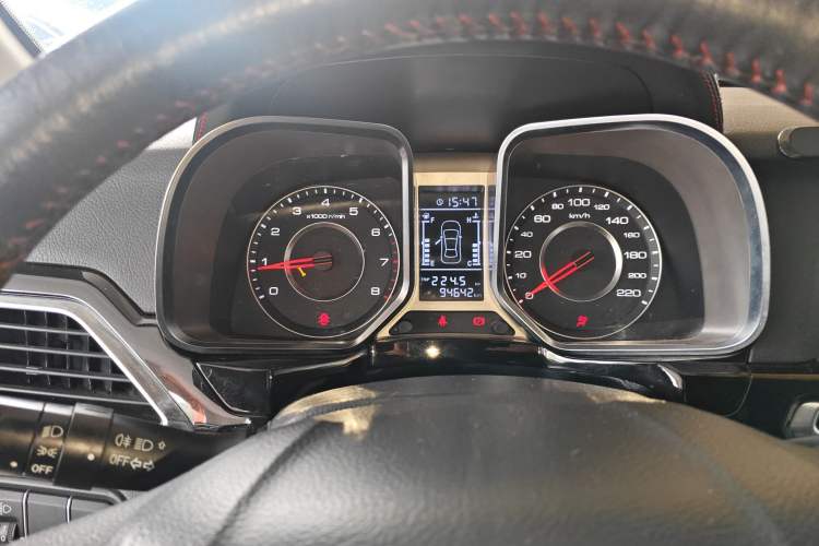 Used Zotye Domy X5 2015 1.5T Manual Luxury Model China V Standard Instrument Cluster