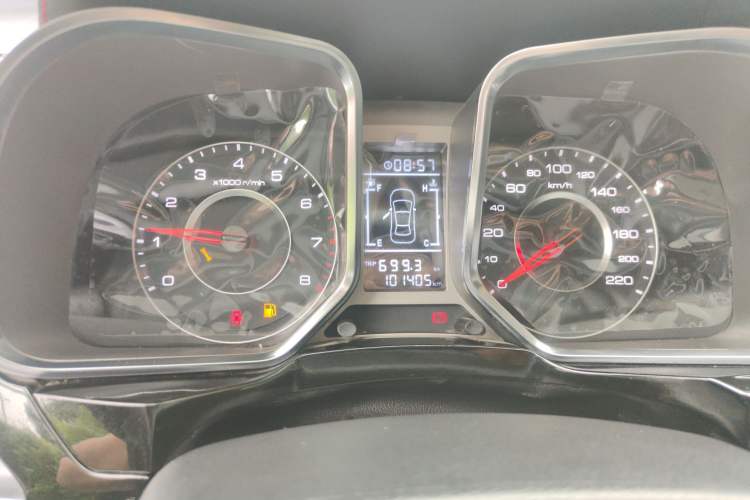 Used Zotye Domy X5 2015 1.5T Manual Supreme Model China IV Standard Instrument Cluster