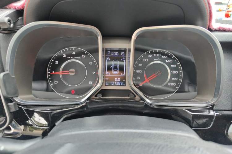 Used Zotye Domy X5 2015 1.5T CVT ZhiXian Model China IV Standard Instrument Cluster