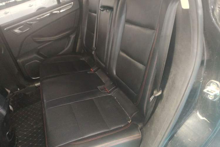 Used Zotye Domy X5 2015 1.5T Manual Luxury Version China IV Standard Interior 6