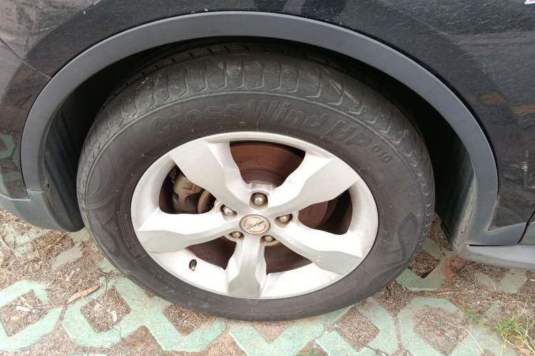 Used Zotye Domy X5 2015 1.5T Manual Luxury Model China V Standard Left Front Wheel Hub