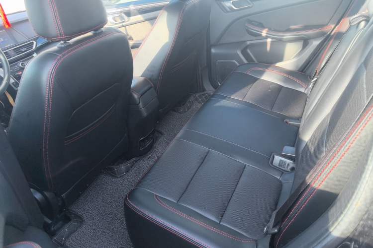 Used Zotye Domy X5 2015 1.5T CVT Landlord Edition China V Standard Left Rear Seat