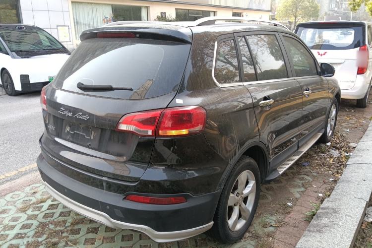 Used Zotye Domy X5 2015 1.5T Manual Luxury Model China V Standard Rear Right 45 Deg