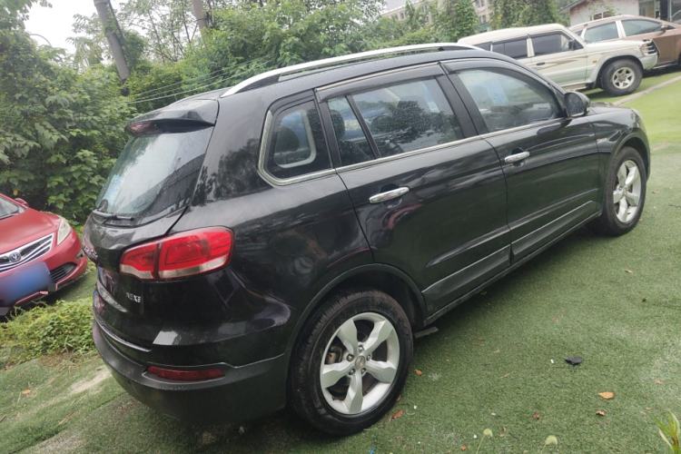 Used Zotye Domy X5 2015 1.5T Manual Supreme Model China IV Standard Rear Right 45 Deg