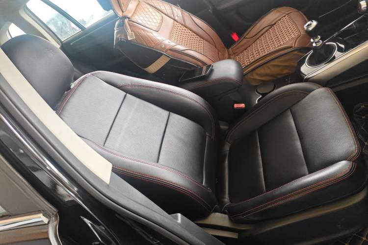Used Zotye Domy X5 2015 1.5T Manual Luxury Model China V Standard Right Front Seat