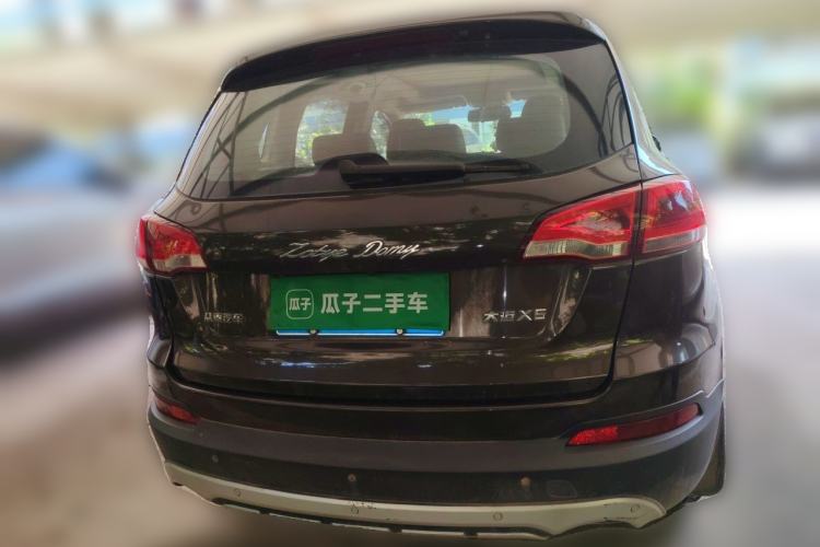 Used Zotye Domy X5 2015 1.5T Manual Luxury Version China IV Standard Rear