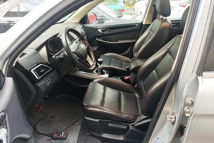 Used Zotye Domy X5 2015 1.5T Manual Luxury Version China IV Standard Left Front Seat