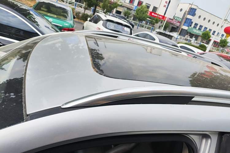 Used Zotye Domy X5 2015 1.5T Manual Luxury Version China IV Standard Roof