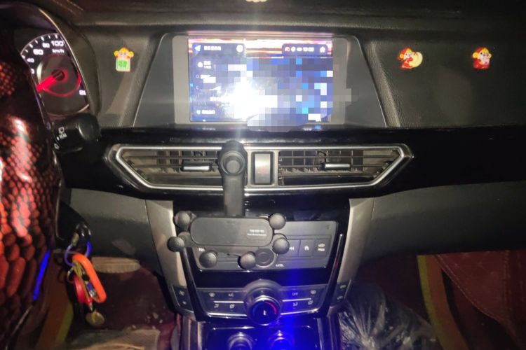 Used Zotye Domy X5 2015 1.5T CVT Landlord Model China IV Standard Audio And AC Panel