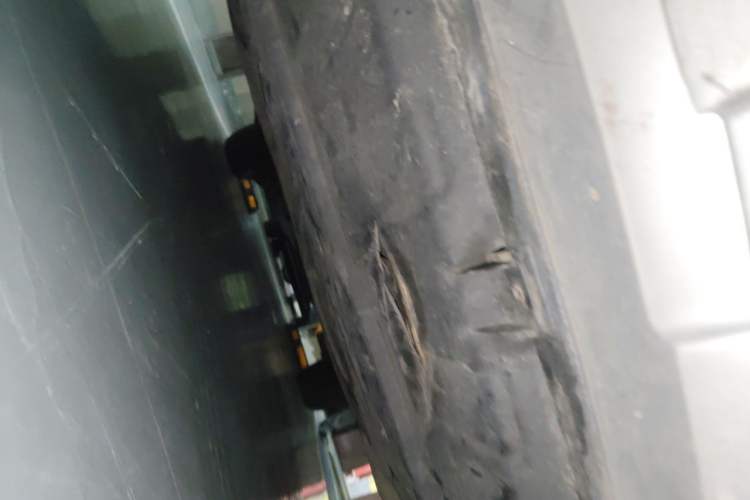 Used Zotye Domy X5 2015 1.5T CVT ZhiXian Model China IV Standard Chassis Front