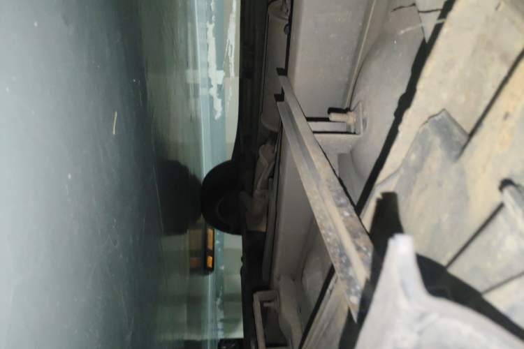 Used Zotye Domy X5 2015 1.5T CVT ZhiXian Model China IV Standard Chassis Front Left