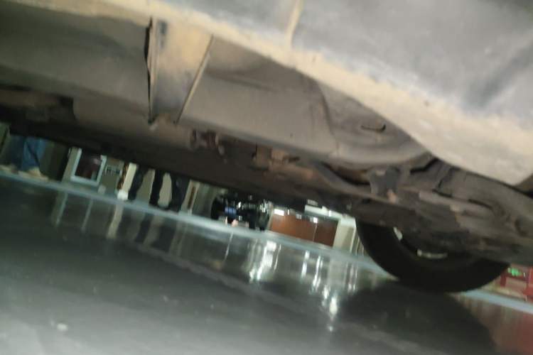 Used Zotye Domy X5 2015 1.5T CVT ZhiXian Model China IV Standard Chassis Front Right