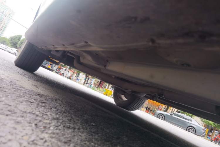 Used Zotye Domy X5 2015 1.5T CVT ZhiXian Model China IV Standard Chassis Front Right