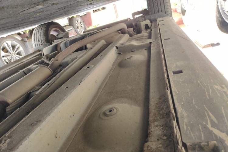 Used Zotye Domy X5 2015 1.5T CVT ZhiXian Model China IV Standard Chassis Front Right