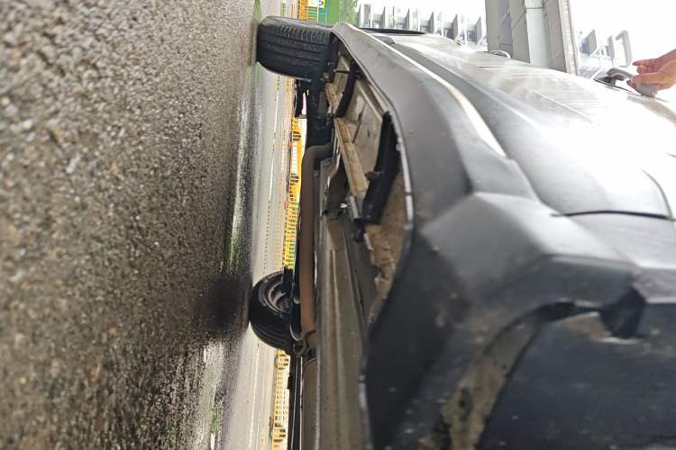 Used Zotye Domy X5 2015 1.5T Manual Elite Model China V Standard Chassis Front Right