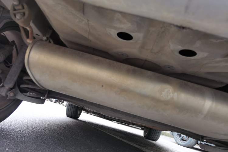 Used Zotye Domy X5 2015 1.5T CVT ZhiXian Model China IV Standard Chassis Rear