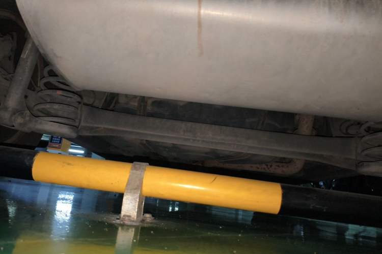 Used Zotye Domy X5 2015 1.5T Manual Elite Model China IV Standard Chassis Rear
