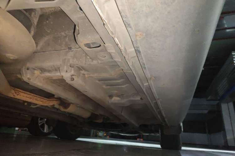 Used Zotye Domy X5 2015 1.5T CVT ZhiXian Model China IV Standard Chassis Rear Right