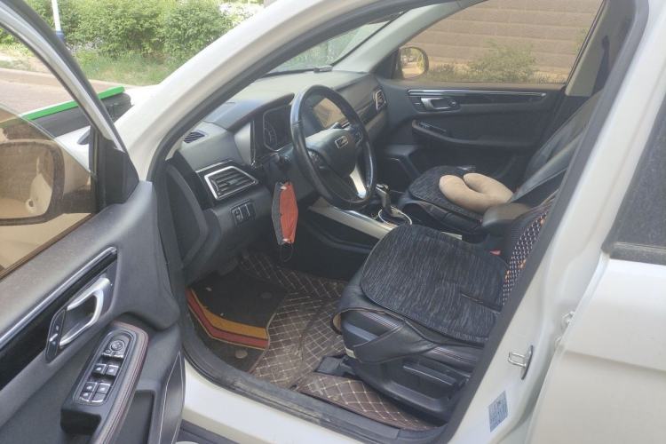 Used Zotye Domy X5 2015 1.5T CVT ZHANG GUI Model China V Standard Driver Seat