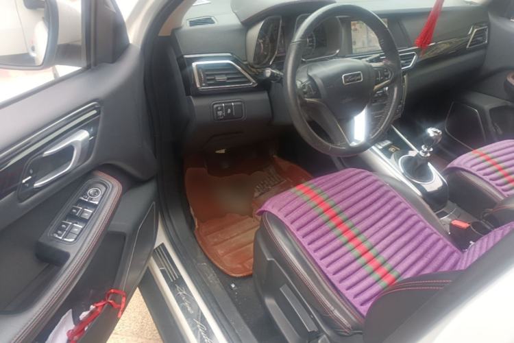 Used Zotye Domy X5 2015 1.5T Manual Luxury Version China IV Standard Driver Seat