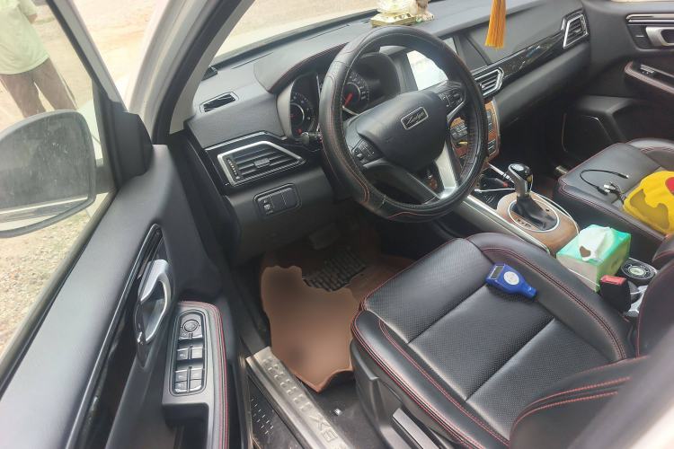 Used Zotye Domy X5 2015 1.5T CVT Landlord Model China IV Standard Driver Seat
