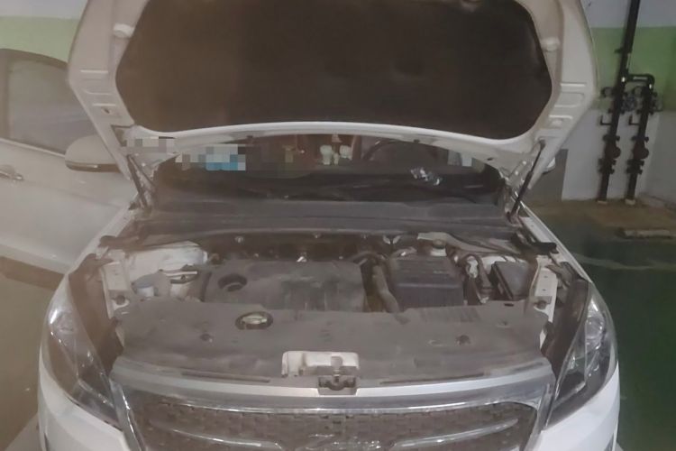 Used Zotye Domy X5 2015 1.5T Manual Luxury Model China V Standard Engine Bay