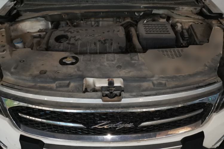 Used Zotye Domy X5 2015 1.5T CVT Landlord Model China IV Standard Engine Bay