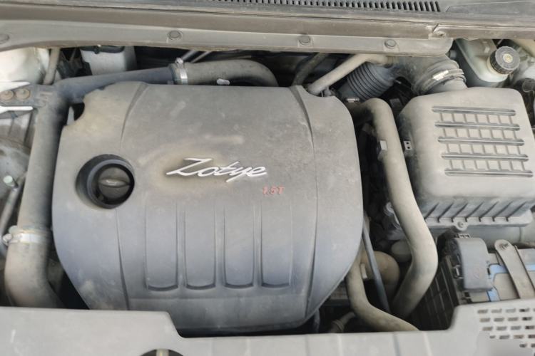 Used Zotye Domy X5 2015 1.5T Manual Luxury Version China IV Standard Engine Bay