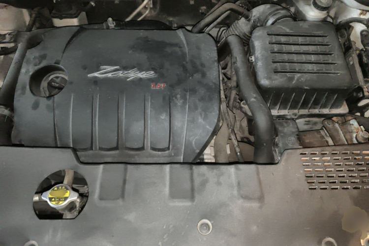 Used Zotye Domy X5 2015 1.5T Manual Luxury Version China IV Standard Engine Bay