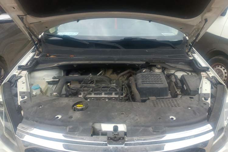 Used Zotye Domy X5 2015 1.5T Manual Luxury Version China IV Standard Engine Bay