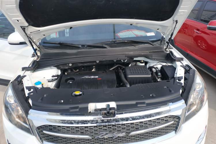 Used Zotye Domy X5 2015 1.5T CVT Landlord Edition China V Standard Engine Bay